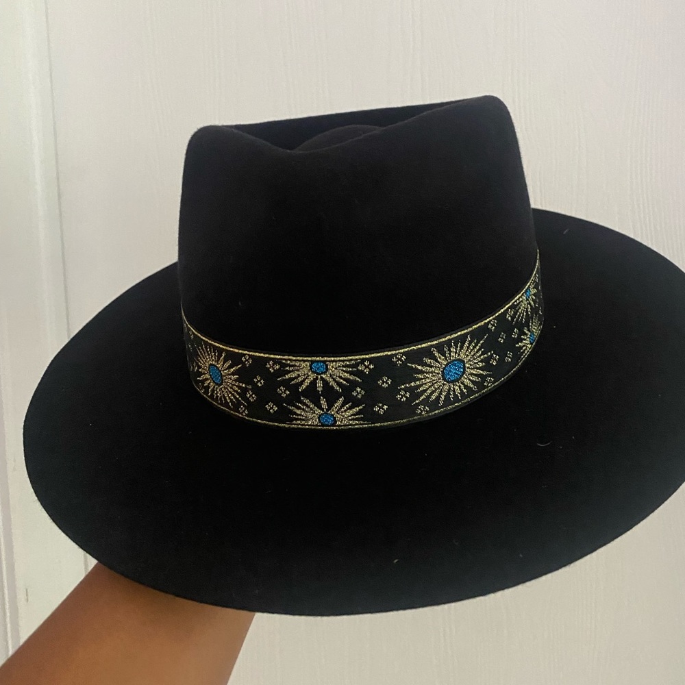 Lack Of Color Hat, brand new with tags… never been worn size 57cm (M)…